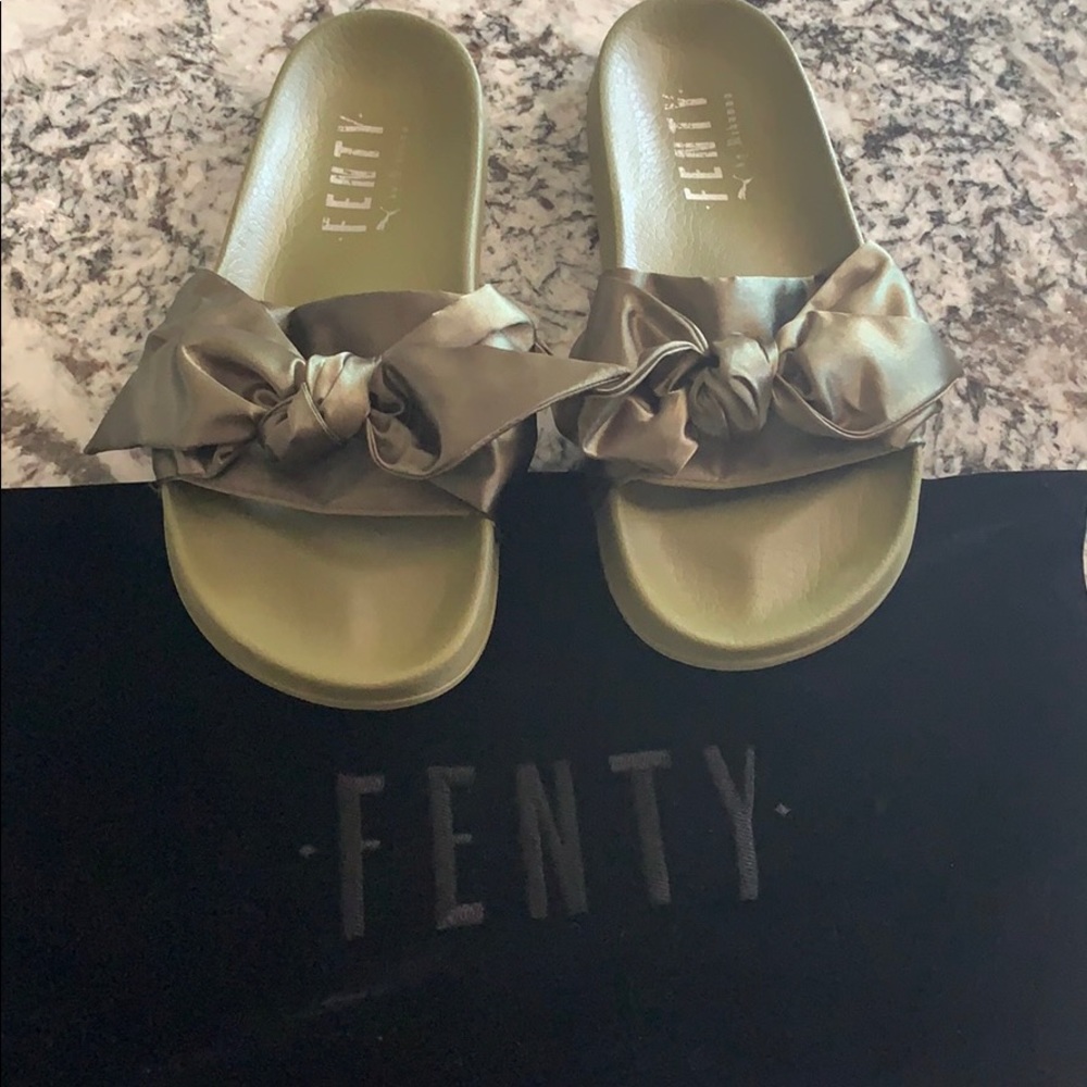 Fenty puma slides
